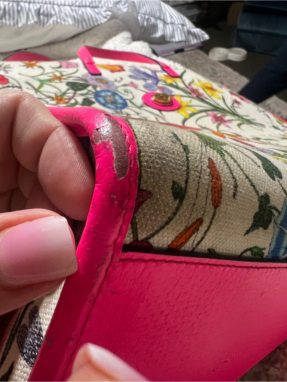 Authentic Gucci Floral Canvas Tote with Hot Pink Trim - Picture 9 of 13